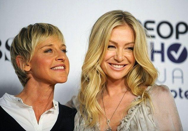 Ellen DeGeneres & Portia de RossiYaş Farkı: 15
