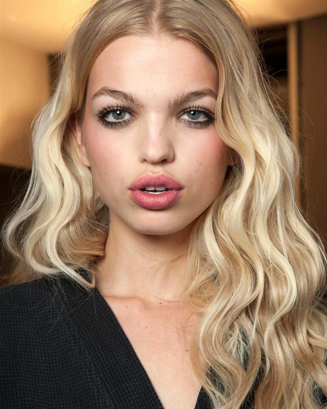 Daphne Groeneveld Daphne Groeneveld