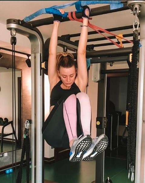 Spor Yapan Ünlülerin Sosyal Medya Paylaşımları Spor Yapan Ünlülerin Sosyal Medya Paylaşımları