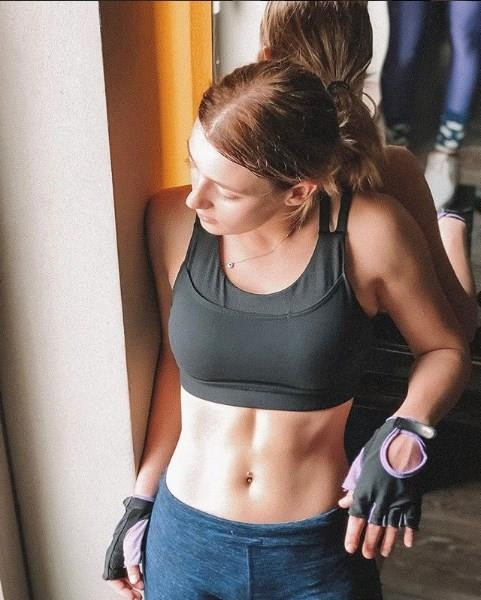 Spor Yapan Ünlülerin Sosyal Medya Paylaşımları Spor Yapan Ünlülerin Sosyal Medya Paylaşımları