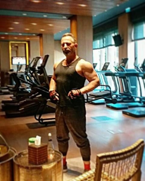 Spor Yapan Ünlülerin Sosyal Medya Paylaşımları Spor Yapan Ünlülerin Sosyal Medya Paylaşımları