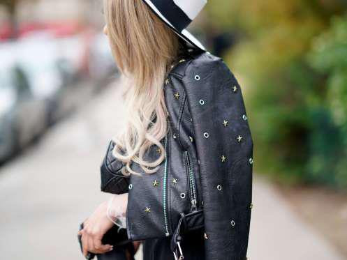 Yazın deri ceket giyilmez.