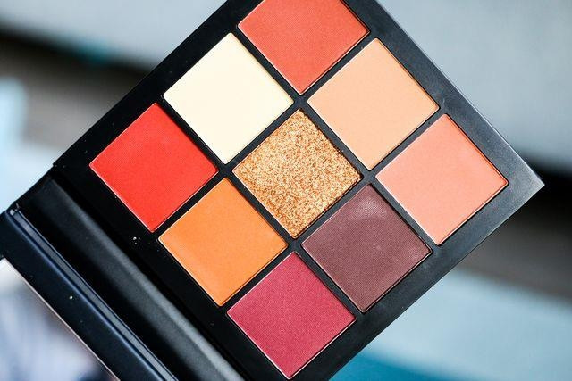 HUDA BEAUTY
