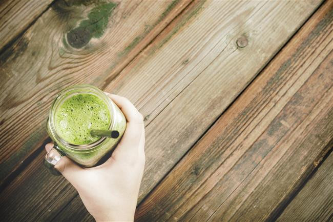 Cildi koruyan ve nemlendiren smoothie