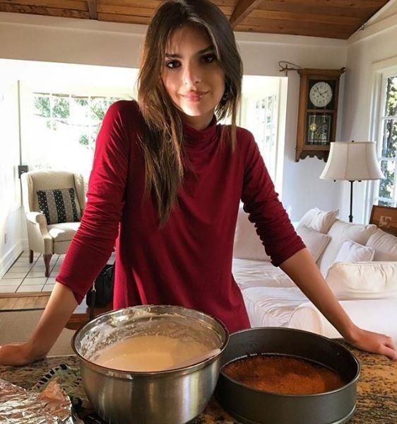 Emily Ratajkowski’nin Beslenme ve Spor Sırları