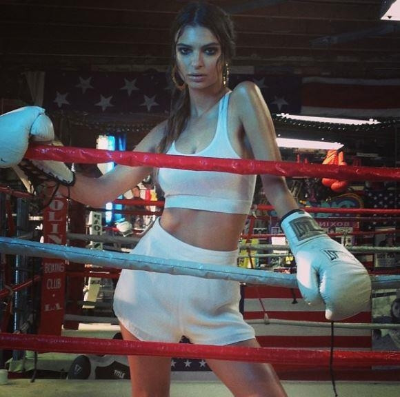 Emily Ratajkowski’nin Beslenme ve Spor Sırları