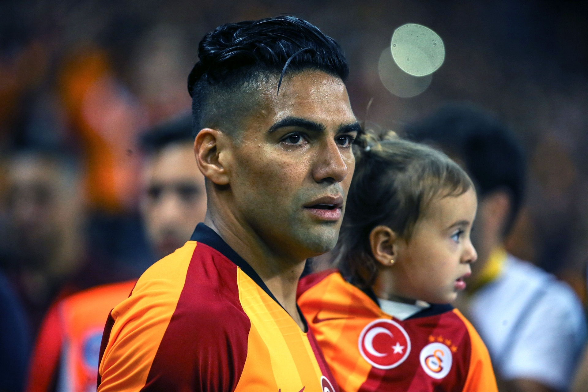 Hasan Şaş sigara içerken görüntülendi