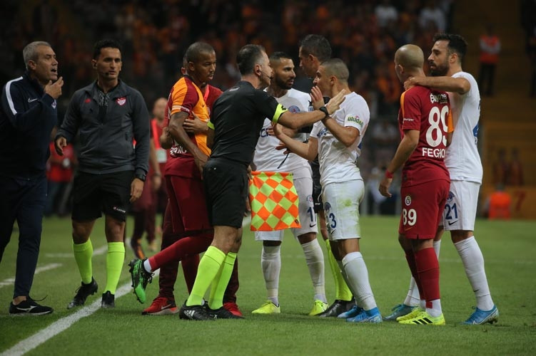 Spor yazarları Galatasaray Kasımpaşa maçı için neler dedi