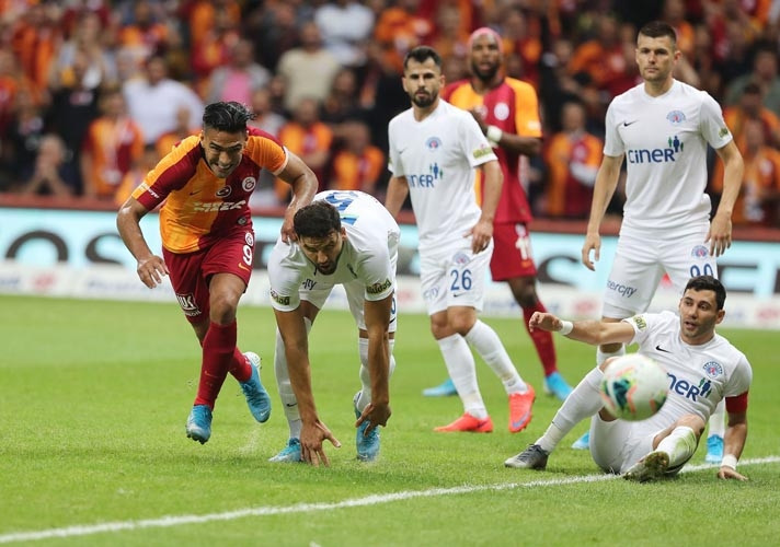 Spor yazarları Galatasaray Kasımpaşa maçı için neler dedi