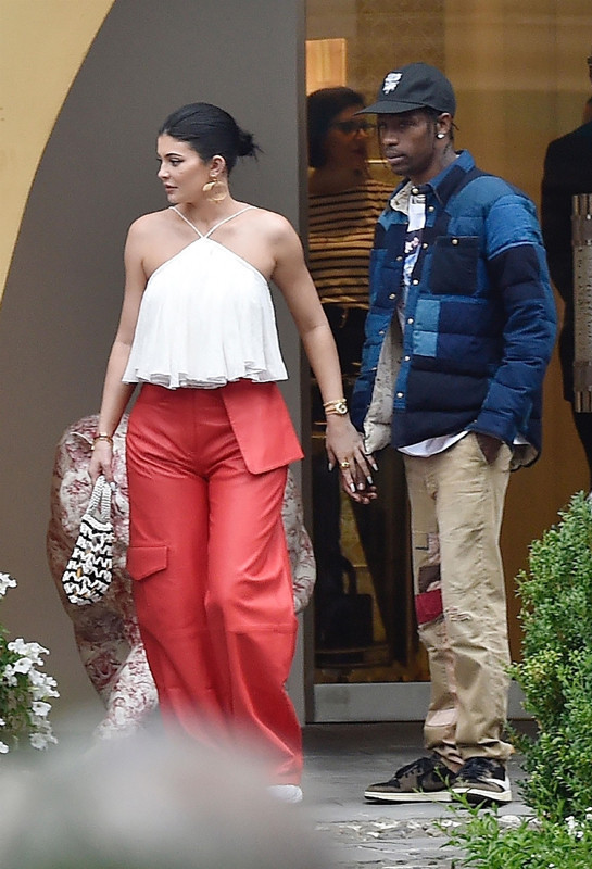 Seninle yatağa girmek hiç bu kadar güzel olmamıştı