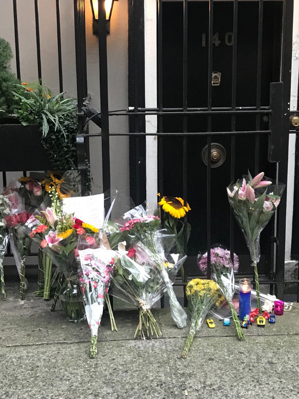 Kahvesini götürdüm, uyandırmak için dokunduğumda anladım ki ölmüştü