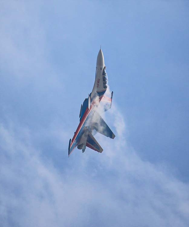 Rus pilotlardan TEKNOFESTte nefes kesen gösteri