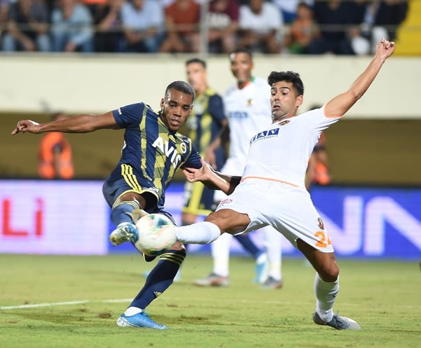 IFAB yetkilisi resmen açıkladı Alanyaspor - Fenerbahçe maçı tekrar mı oynanacak