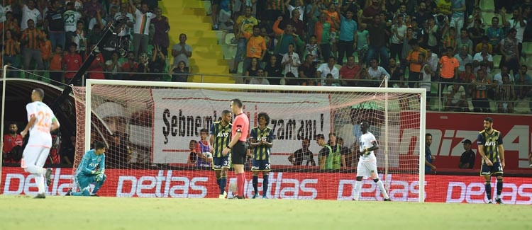 IFAB yetkilisi resmen açıkladı Alanyaspor - Fenerbahçe maçı tekrar mı oynanacak