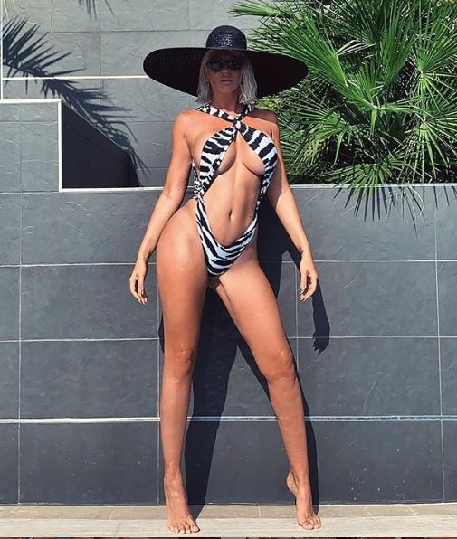 Jelena Karleusadan sert sözler: Paralı...