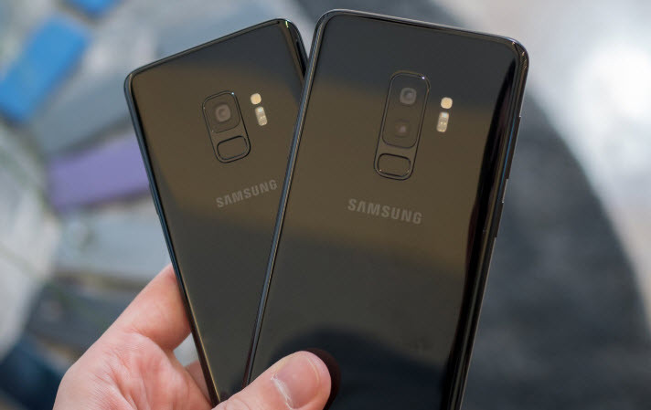 Samsung telefon sahiplerine Android 10 güncellemesi uyarısı