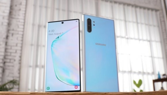 Samsung telefon sahiplerine Android 10 güncellemesi uyarısı