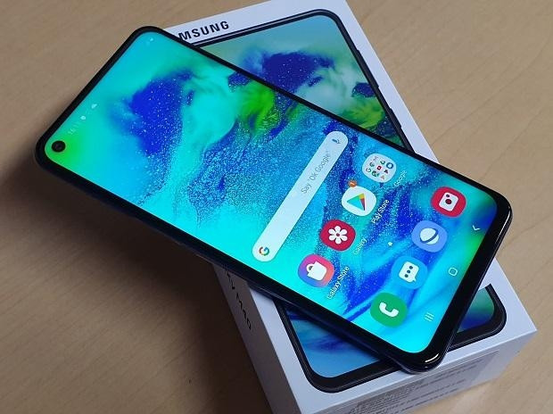 Samsung telefon sahiplerine Android 10 güncellemesi uyarısı
