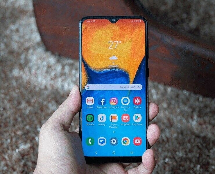 Samsung telefon sahiplerine Android 10 güncellemesi uyarısı