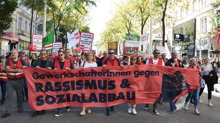 Avusturya’da aşırı sağ karşıtı gösteri