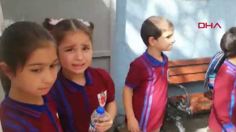 Son dakika: İstanbuldaki deprem sonrası ilk görüntüler Son dakika: İstanbuldaki deprem sonrası ilk görüntüler