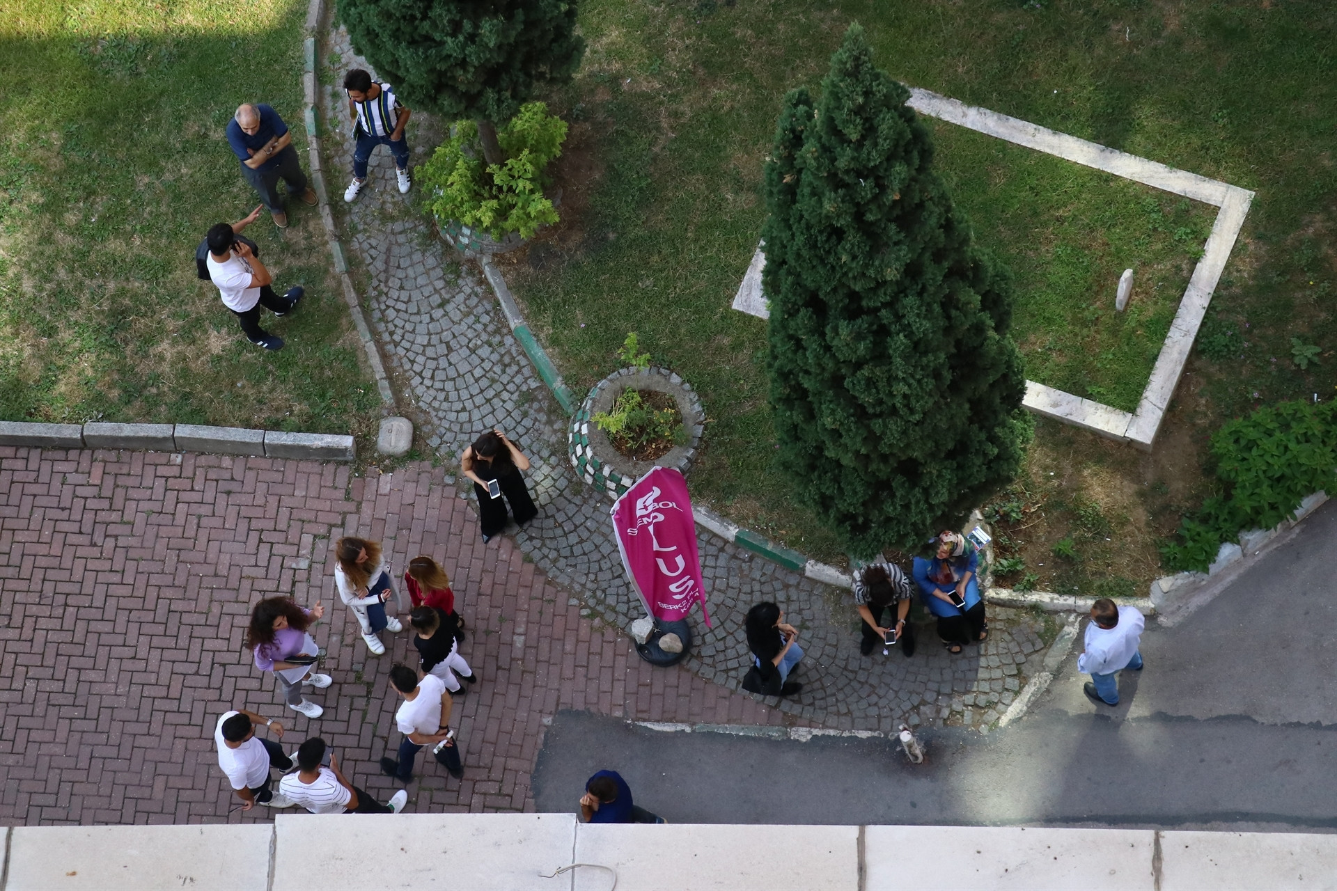 Son dakika: İstanbuldaki deprem sonrası ilk görüntüler Son dakika: İstanbuldaki deprem sonrası ilk görüntüler