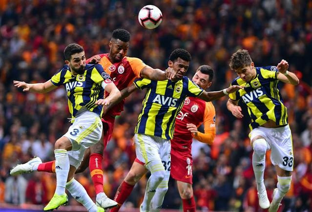 Galatasaray Fenerbahçe maçı saat kaçta Derbi ne zaman, hangi kanalda Galatasaray Fenerbahçe maçı saat kaçta Derbi ne zaman, hangi kanalda