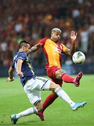 Galatasaray - Fenerbahçe maçından kareler...