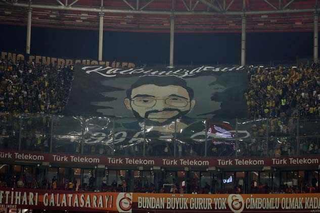 Galatasaray - Fenerbahçe maçından kareler...