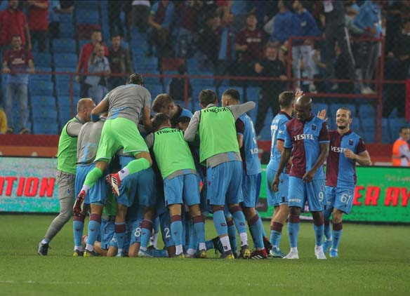 Trabzonspor - Beşiktaş maçından kareler...