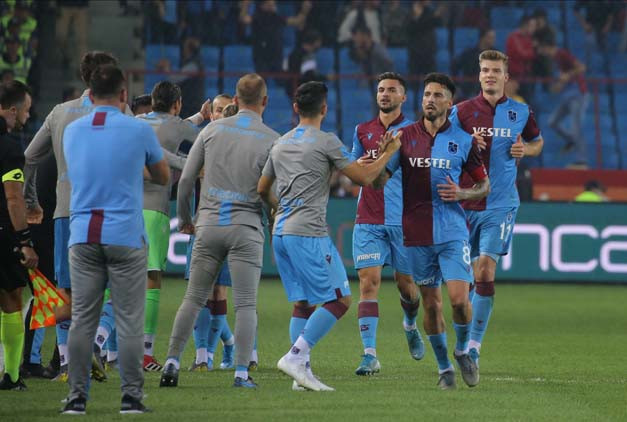 Trabzonspor - Beşiktaş maçından kareler...