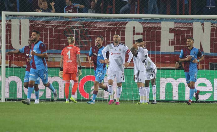 Trabzonspor - Beşiktaş maçından kareler...