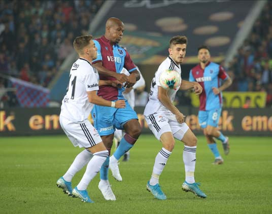 Trabzonspor - Beşiktaş maçından kareler...