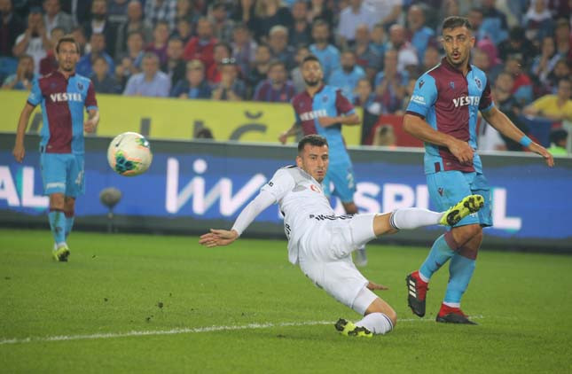 Trabzonspor - Beşiktaş maçından kareler...