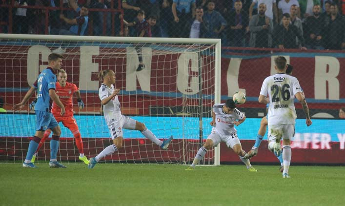 Trabzonspor - Beşiktaş maçından kareler...