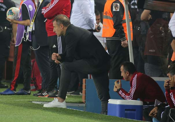 Trabzonspor - Beşiktaş maçından kareler...