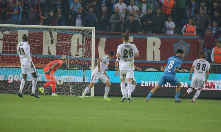 Trabzonspor - Beşiktaş maçından kareler...