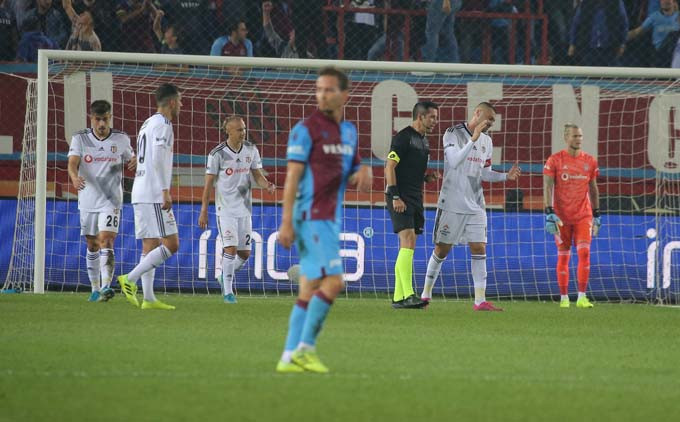 Trabzonspor - Beşiktaş maçından kareler...