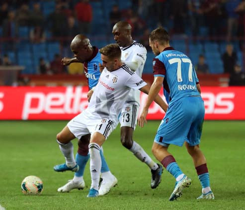 Trabzonspor - Beşiktaş maçından kareler...