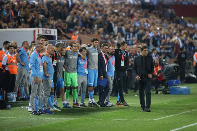 Trabzonspor - Beşiktaş maçından kareler...