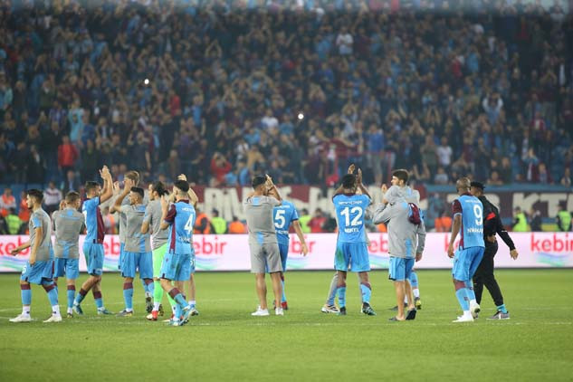 Trabzonspor - Beşiktaş maçından kareler...