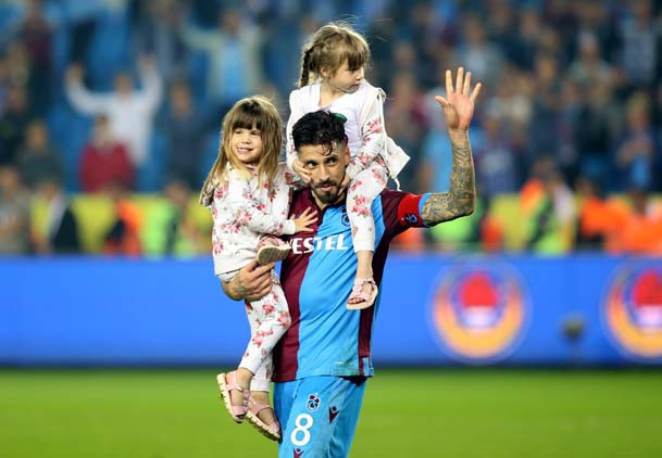 Trabzonspor - Beşiktaş maçından kareler...