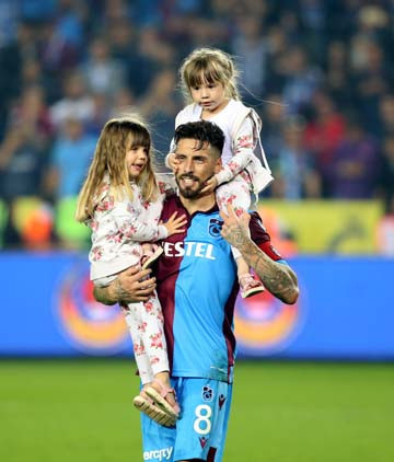 Trabzonspor - Beşiktaş maçından kareler...