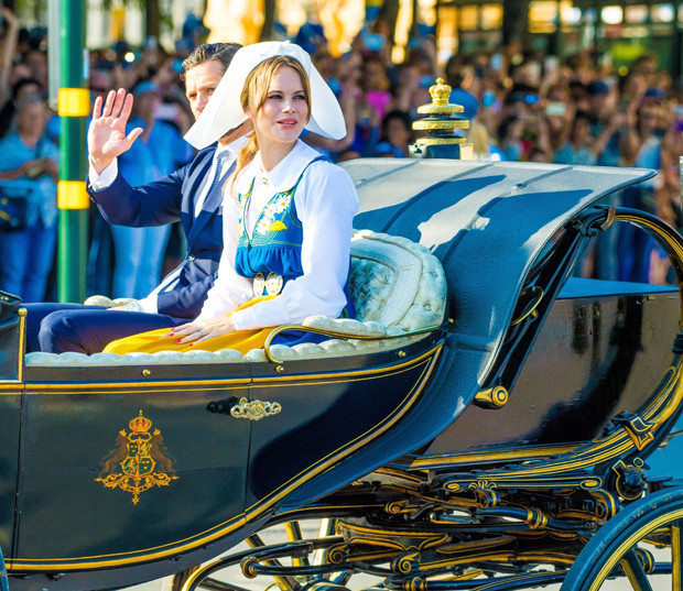 Kraliyet çocuklarının statüleri ellerinden gitti: Artık onlara tek kuruş para yok Kraliyet çocuklarının statüleri ellerinden gitti: Artık onlara tek kuruş para yok