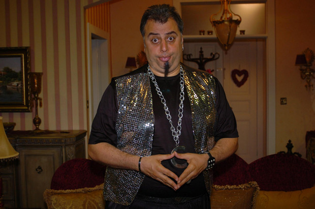 Usta oyuncu Güven Kıraç eridi