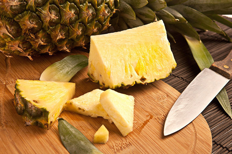 ANANAS GÖBEĞİ ANANAS GÖBEĞİ