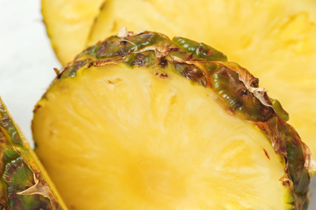 Ananas tüketmek için sayısız sebebiniz var