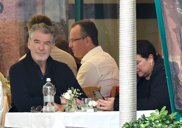 Ben de Bonddum bir zamanlar... James Bond Ben de Bonddum bir zamanlar... James Bond