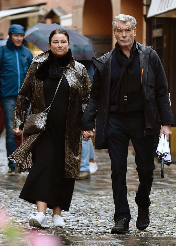 Ben de Bonddum bir zamanlar... James Bond Ben de Bonddum bir zamanlar... James Bond