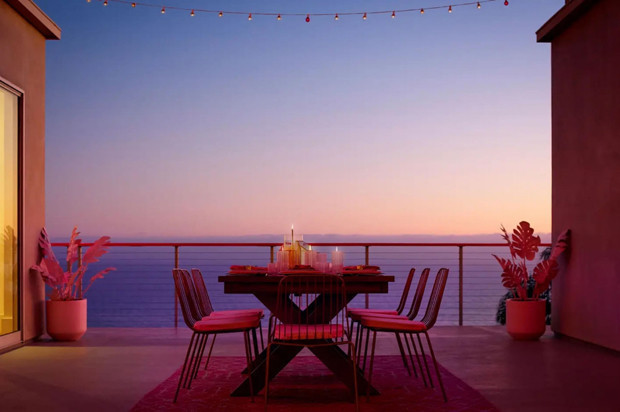 Aşıklar için tek gecelik ev